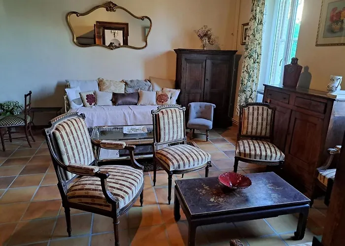 Дом отдыха Chez Elisa *